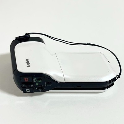 SANYO DMX-CG11 Xacti SDHC Camcorder 40MB HD White Good | eBay