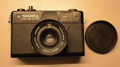 Yashica Electro 35 FC 35mm Rangefinder Film Camera Yashinon DX