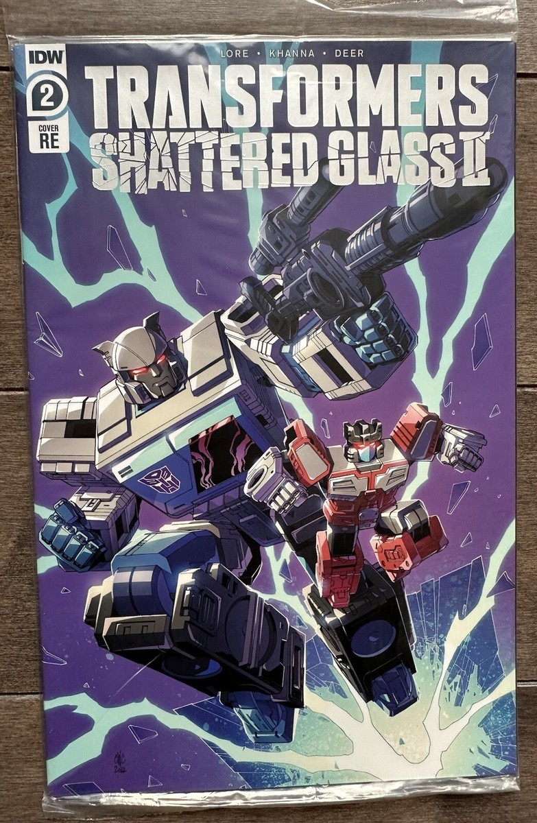 Transformer Shattered Glass Autobot BLASTER COMIC Hasbro Pulse