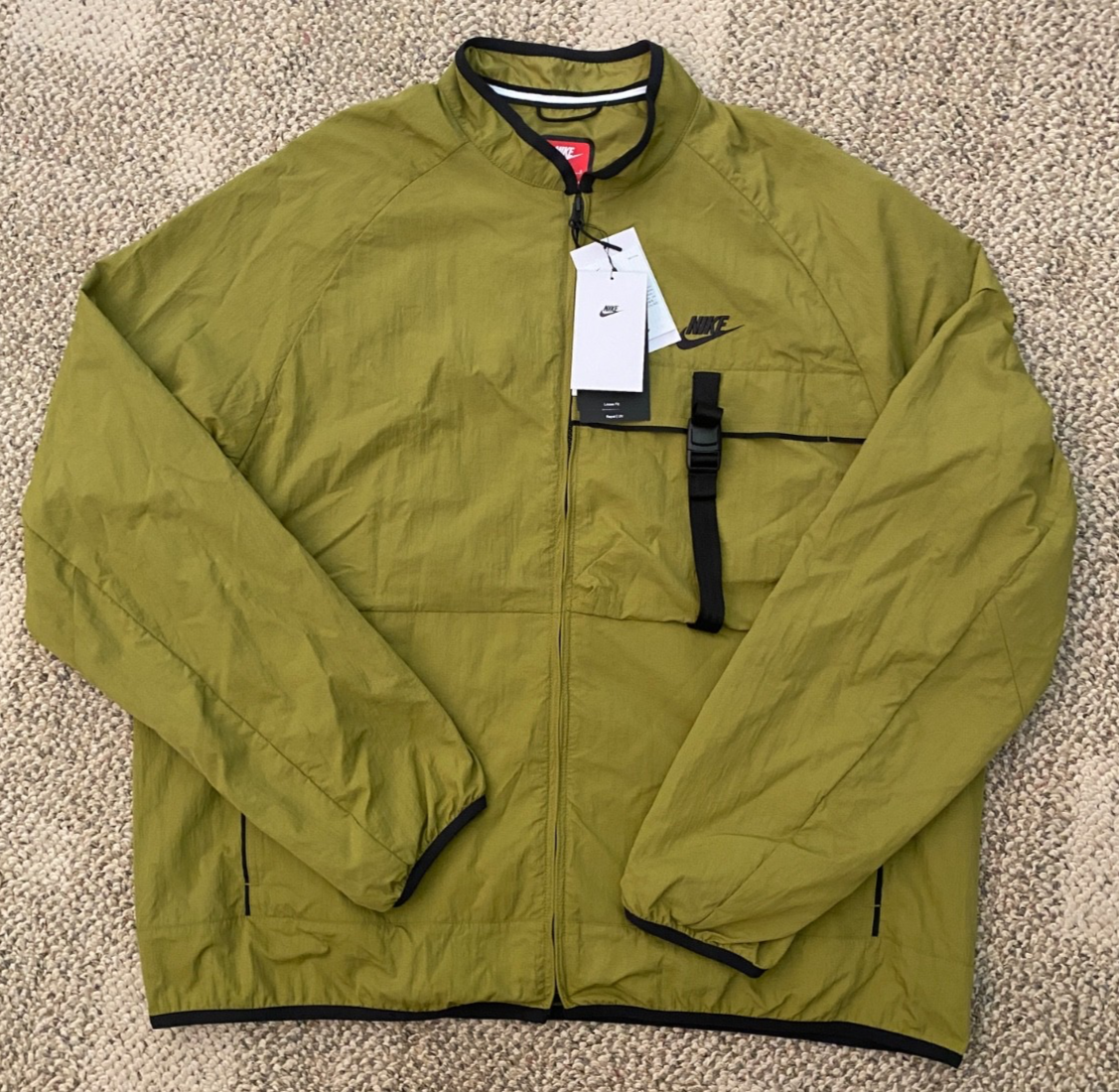 Nike Tech Jacket Woven Repel Rain Coat UVV 40+ Zip FZ0750-307 Moss