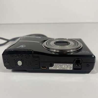 Olympus FE Model FE-46 LCD Digital Camera Black 6.3-31.5mm AF Zoom