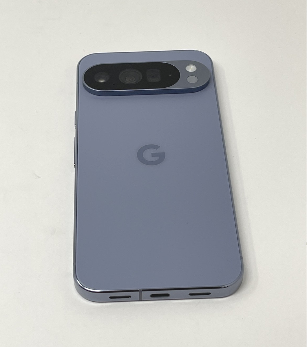 Google Pixel 10 Pro XL - 256 GB - Moonstone (Unlocked) GUL82