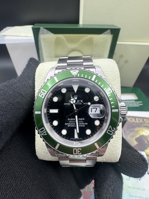 Rolex Submariner 16610V “Kermit” (2006) New Old Stock - Z Serial
