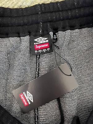 Supreme x Umbro Knit Soccer Shorts - Size Large - Black - NEW | eBay