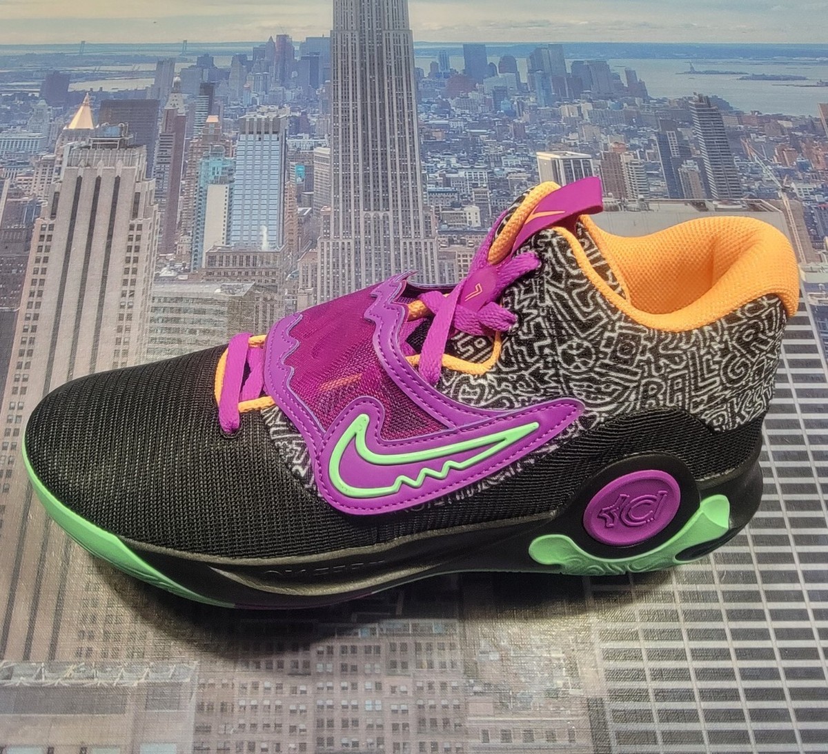 Nike KD Trey 5 X Black/Vivid Purple-Peach Cream Mens Size 12.5