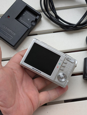 Olympus FE-150 5.0 MP 3X Optical Zoom Digital Camera Silver | eBay