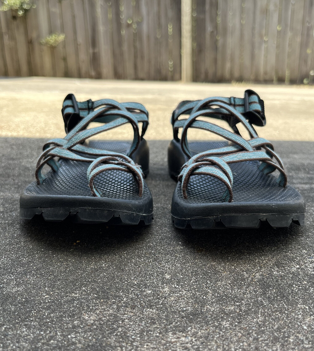 Chaco ZX2 Blue Geometric Toe Loop Vibram Hiking Outdoor Sandals