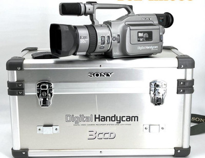 Sony Handycam DCR-VX1000 Digital Camcorder Video Camera Good
