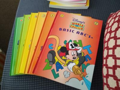 Disney Treasure Chest World of English course set from Ingles sin