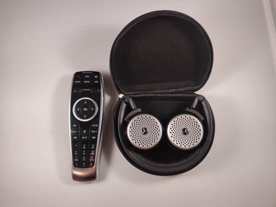 OEM Mercedes Benz Headphone A2228201889 and DVD Remote A2228206089