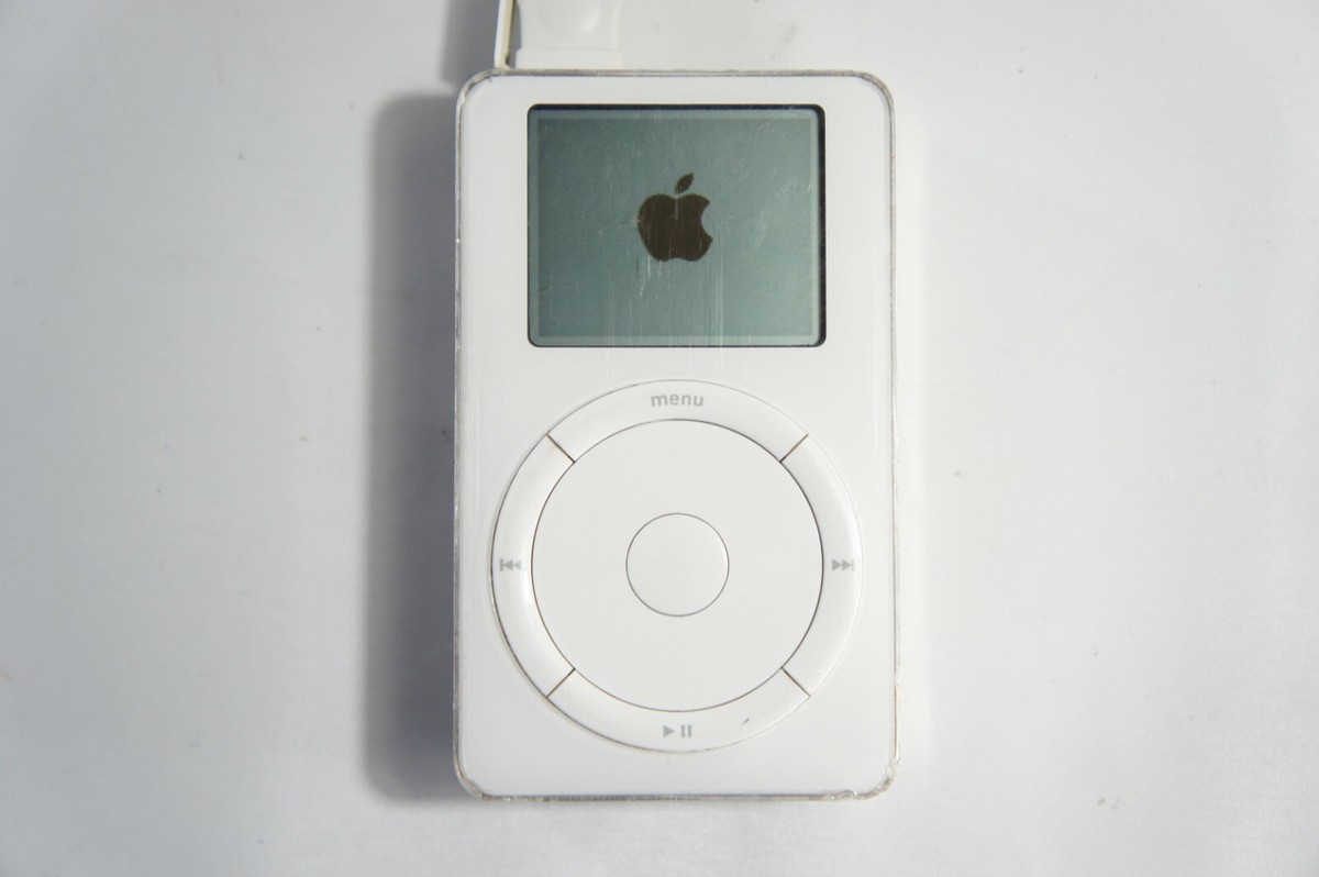 VINTAGE Apple iPod 2nd Generation 20GB A1019, Works (Battery Does