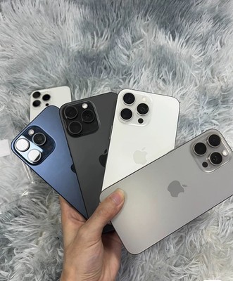 Apple iPhone 15 Pro Max- 256GB/512GB-Multicolor (Unlocked