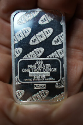 Vintage 1982 JM MTB Statue of Liberty 1 Troy oz .999 Fine Silver