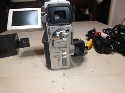 Sony DCR-PC3 Digital Video Camera Recorder Handycam Mini DV Japan