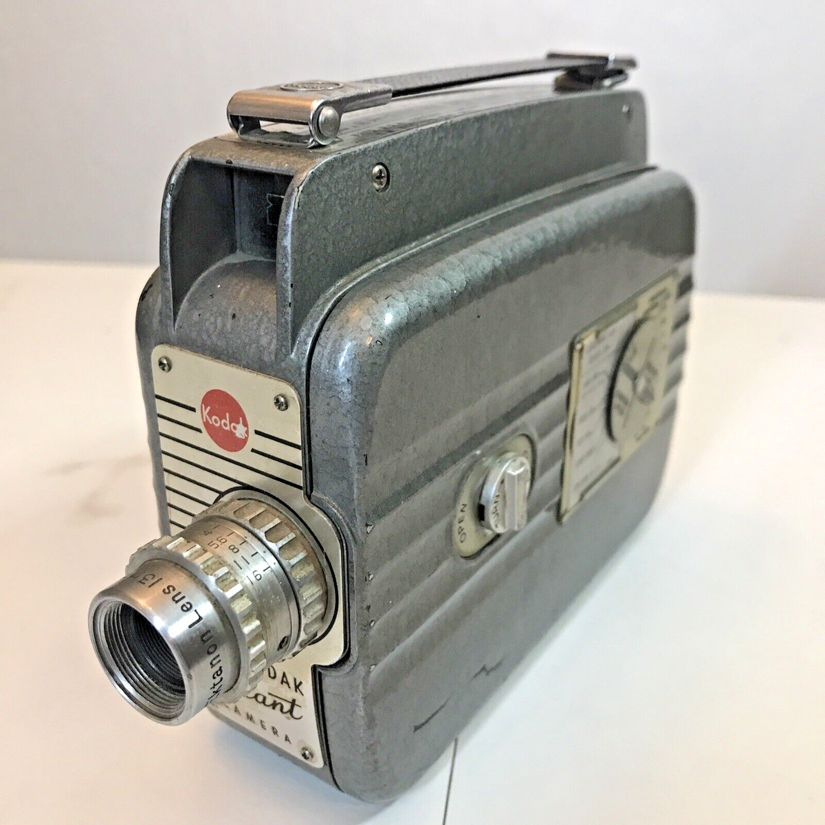 Cine Kodak Reliant 8mm Movie Camera Ektanon Lens 13mm f:2.7