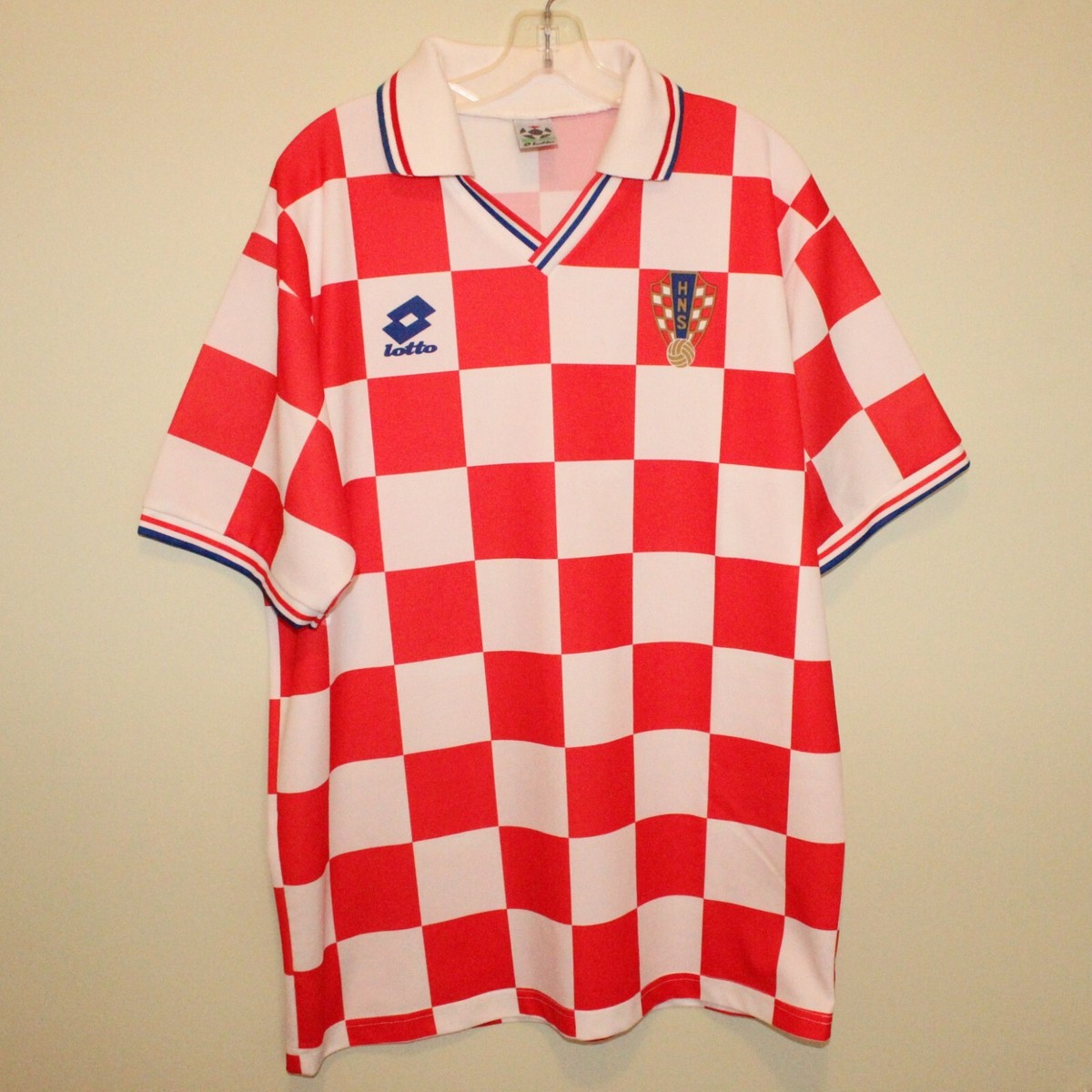 rare vintage CROATIA 1992-95 home shirt Lotto football shirt 23