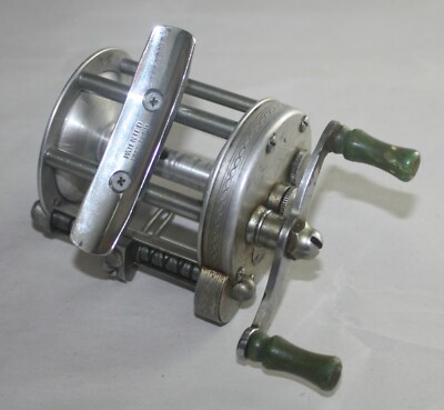 Pflueger - Nobby Fishing Reel, No. 1963 - Green Handles | eBay