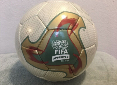 Adidas MATCH BALL Fevernova - FIFA World Cup 2002 - Official Match