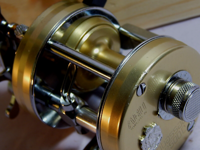 Vintage ABU Garcia Ambassadeur 2500C champagne gold casting reel