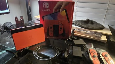 Sony PlayStation 4 PS4 CUH-2000 2100 2200 Slim White Console ONLY