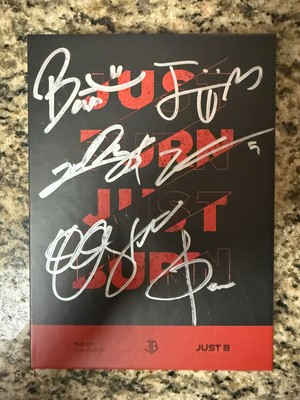 XG - Woke Up Single 12