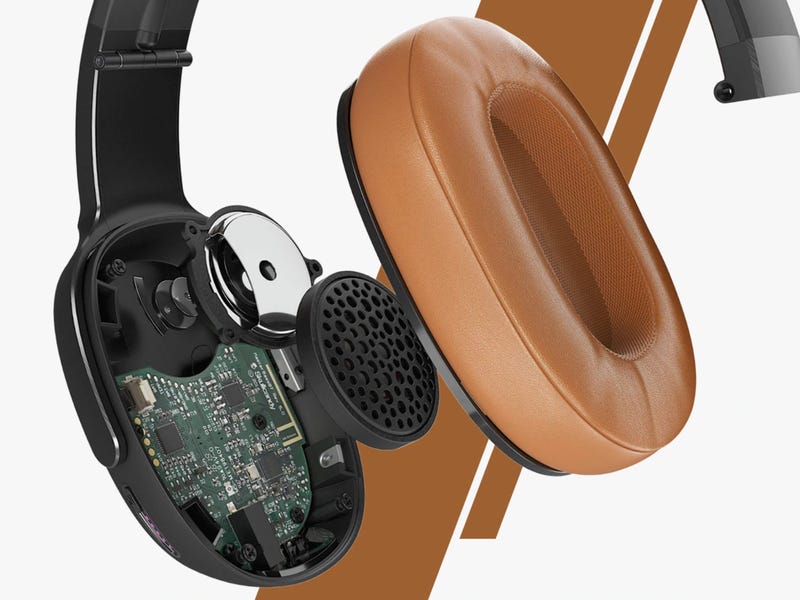 Skullcandy Crusher 360 Headphones With Insane Bass: REVIEW