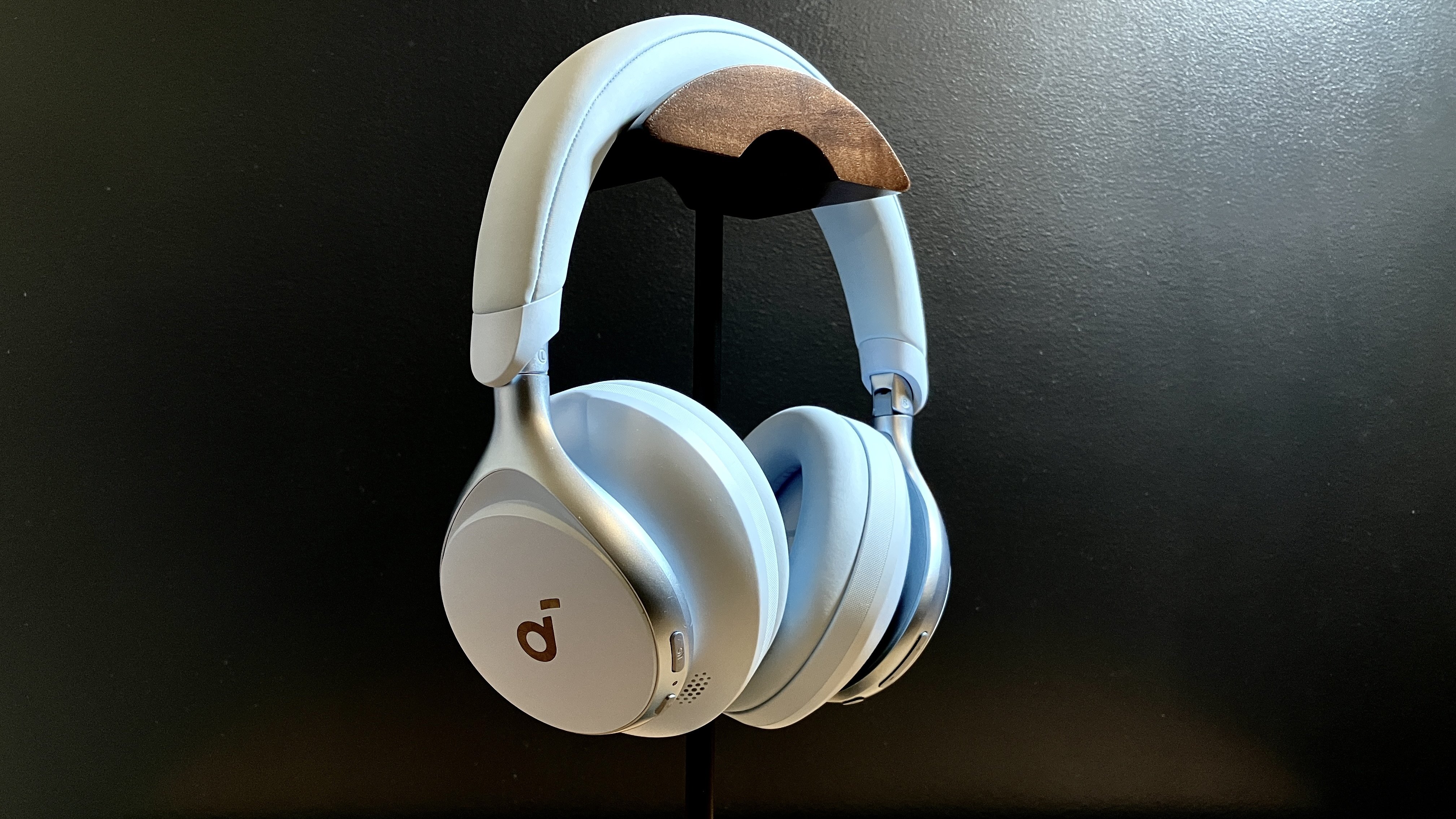 Anker Soundcore Space One Review | PCMag