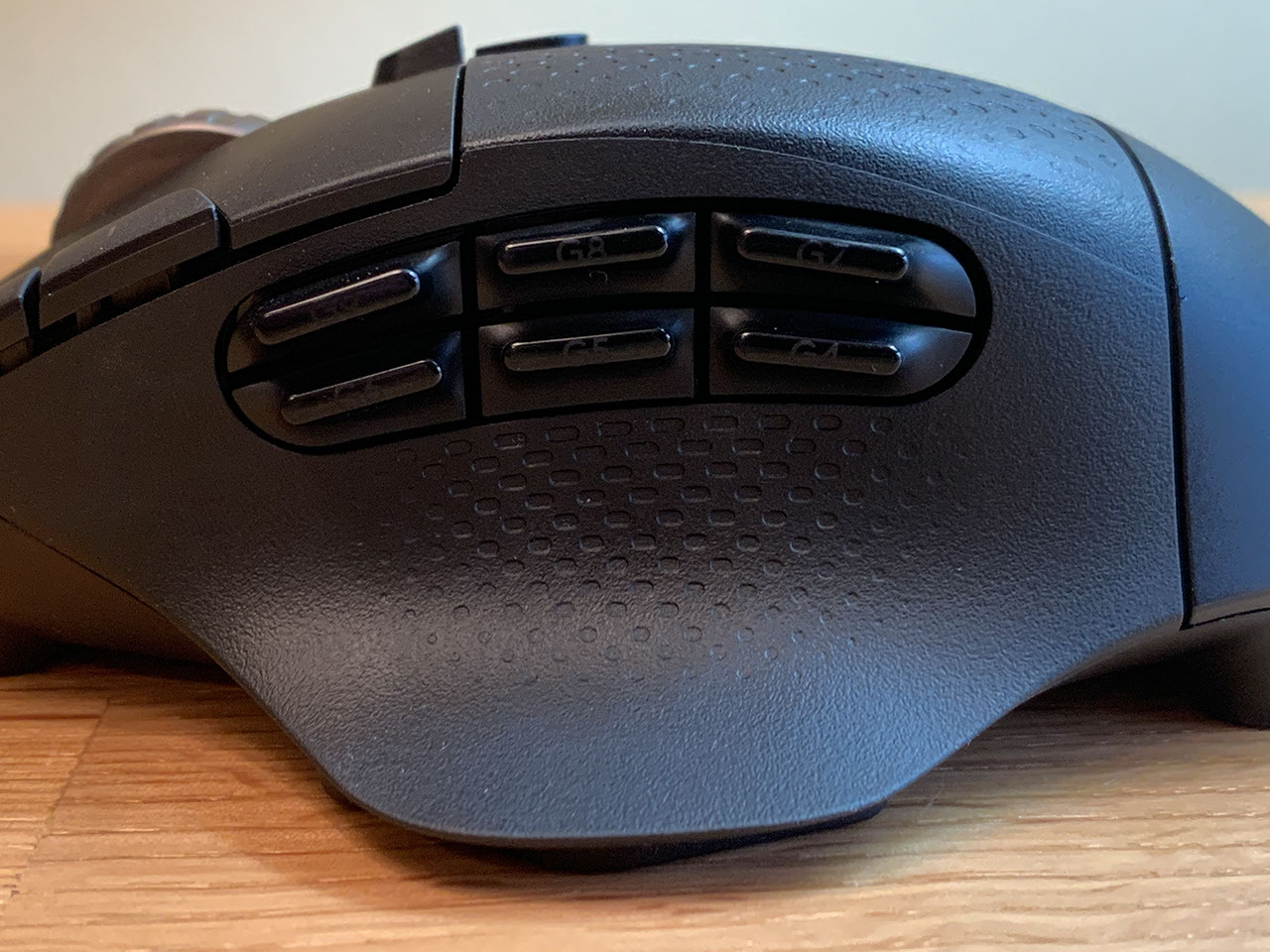 Logitech G604 Lightspeed Wireless Gaming Mouse Review | PCMag