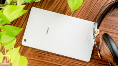 Huawei MediaPad M3 Lite 8 Review | PCMag