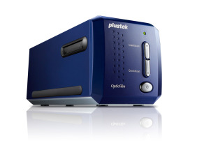 Plustek OpticFilm 8100 Review | PCMag