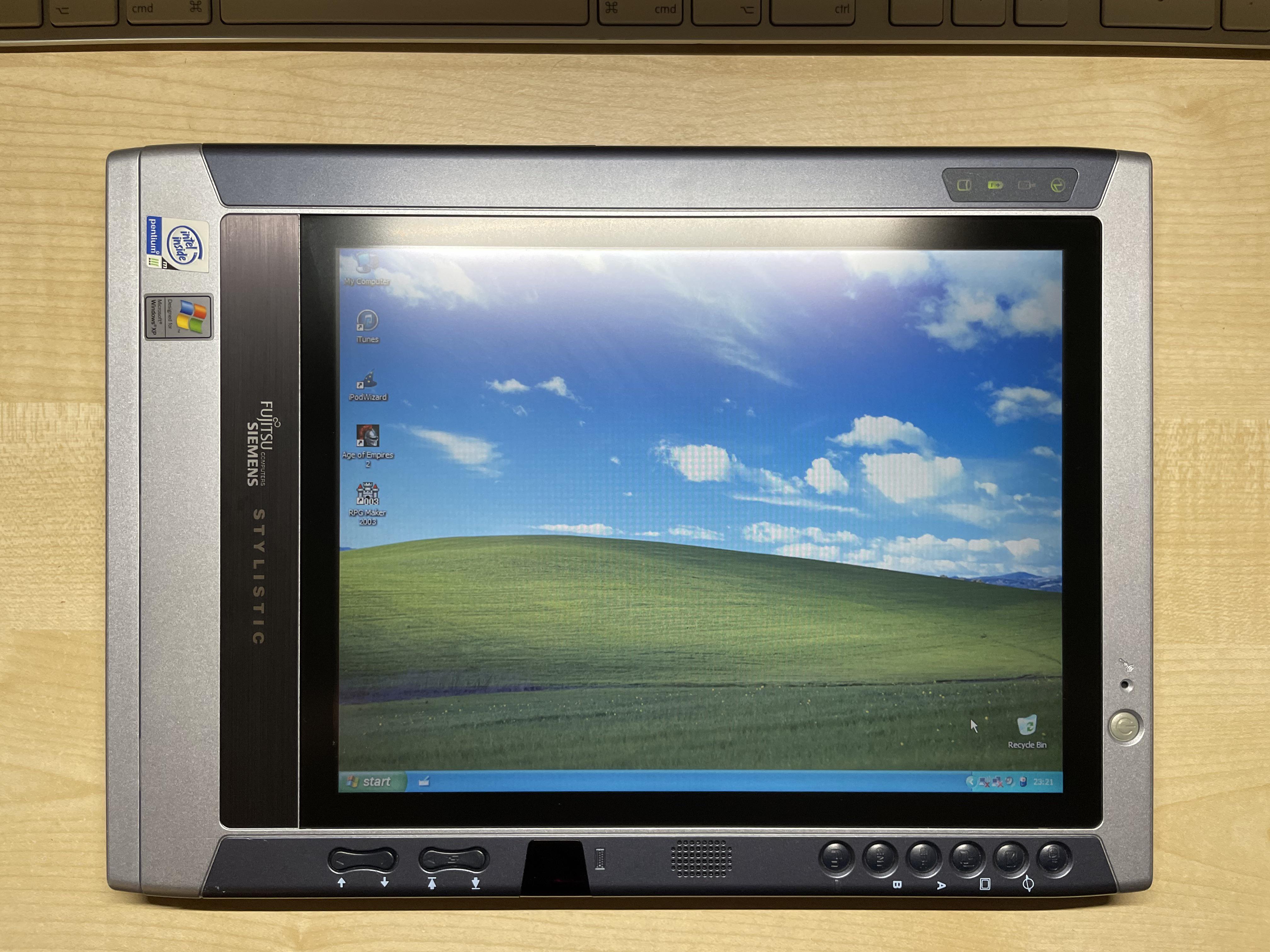 フリーマーケットで2002年のタブレットPCを見つけたんだけど、Windows