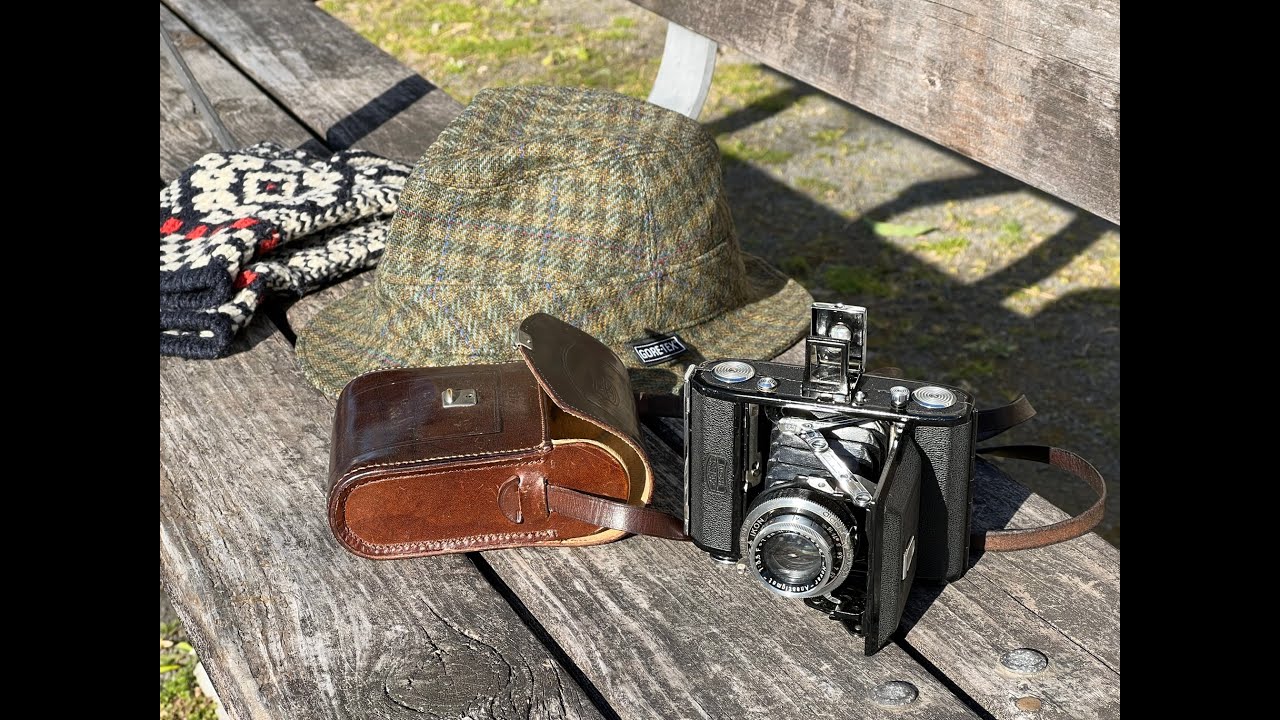 戦前のドイツカメラ Zeiss Ikon Ikonta 520の紹介、蛇腹カメラの終着点