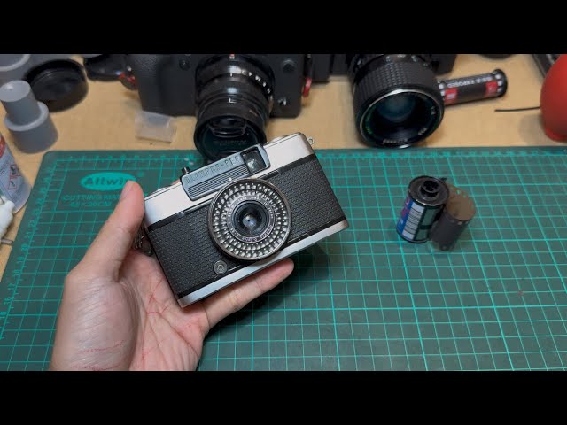 Olympus Pen EE3 - YouTube