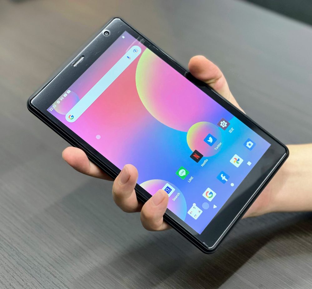 SIM対応の高解像度1万円台8インチ片手タブ「ユアユーT30」レビュー