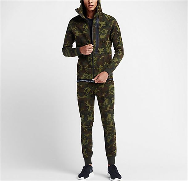 カモフラ柄の「NIKEテックフリース」新作3タイプが発売