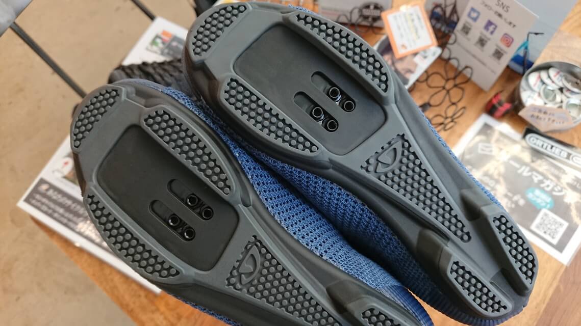 快適！履き心地ビンディングシューズ】GIRO(ジロ)『REPUBLIC R KNIT