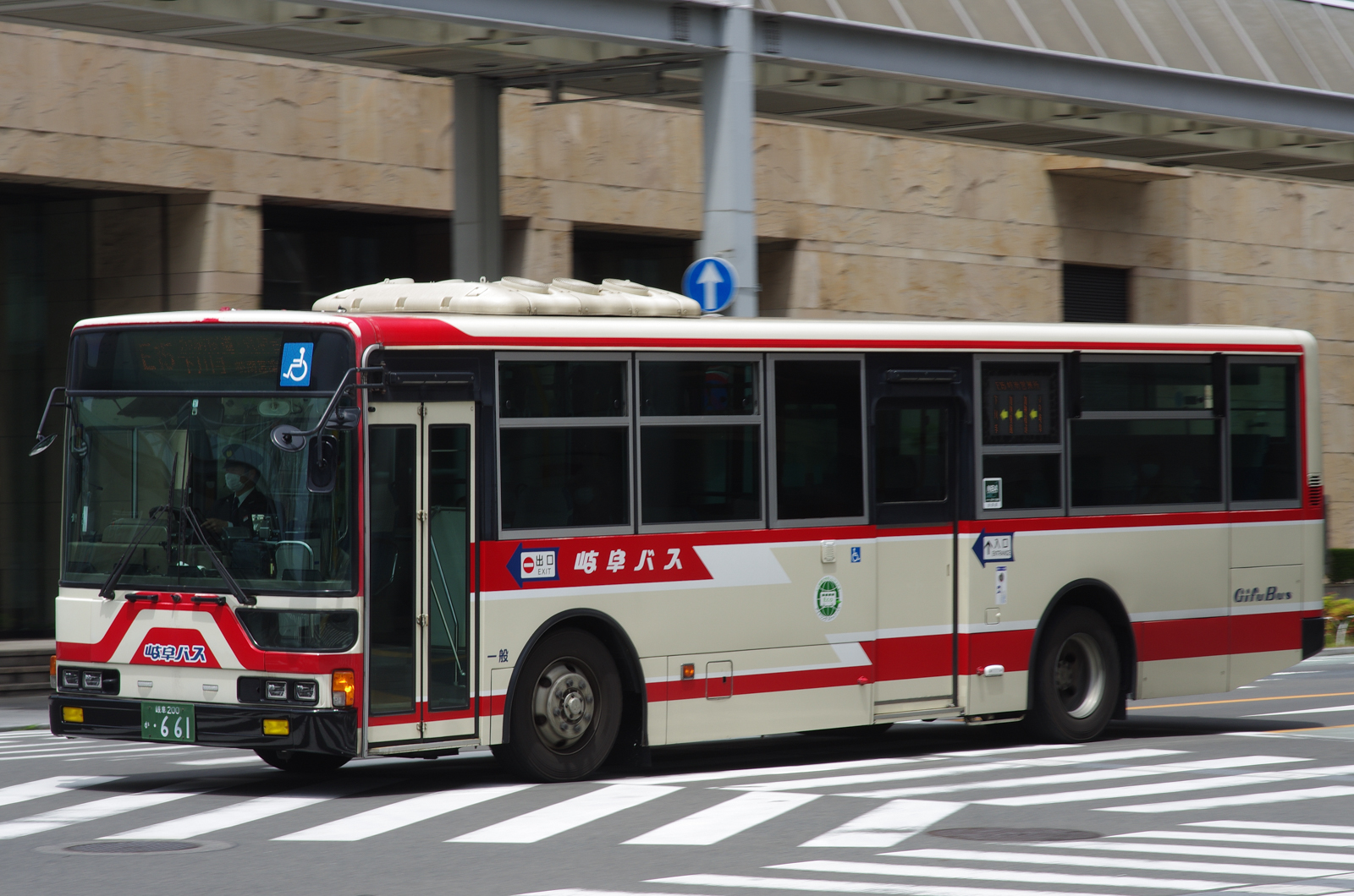岐阜乗合自動車 661 | 路線バス車両アルバム