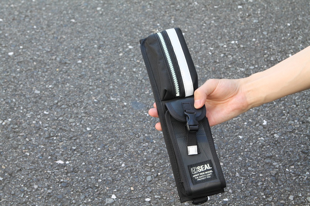 サブでも、メインでもどちらでも輝く。ショルダーパッドPROナイト