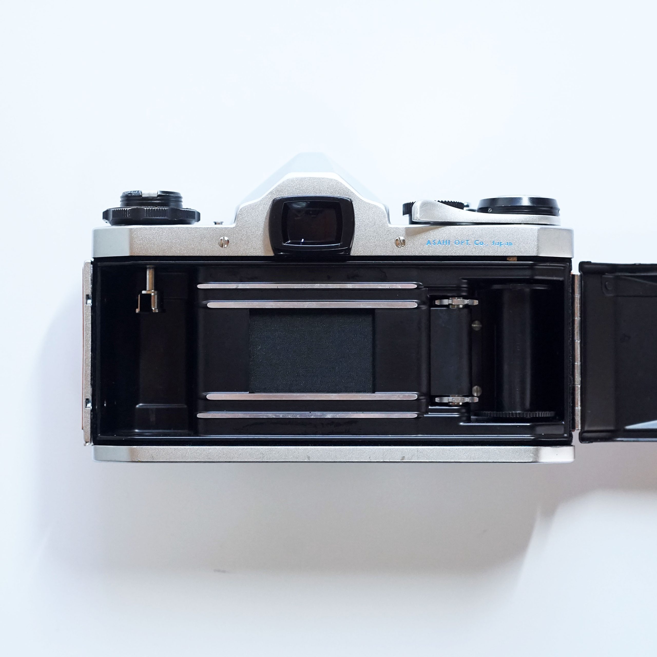 限定カラーカメラ PENTAX SV ¥19,800（中古 フィルムカメラ 35mm 一眼