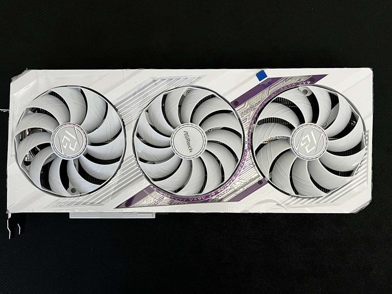 ASRock Radeon RX 7900 XT Phantom Gaming White 20GB OC Graphics