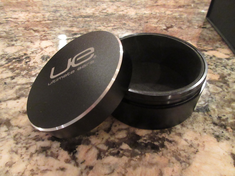 Ultimate Ears Universal UERR – Twister6 Reviews