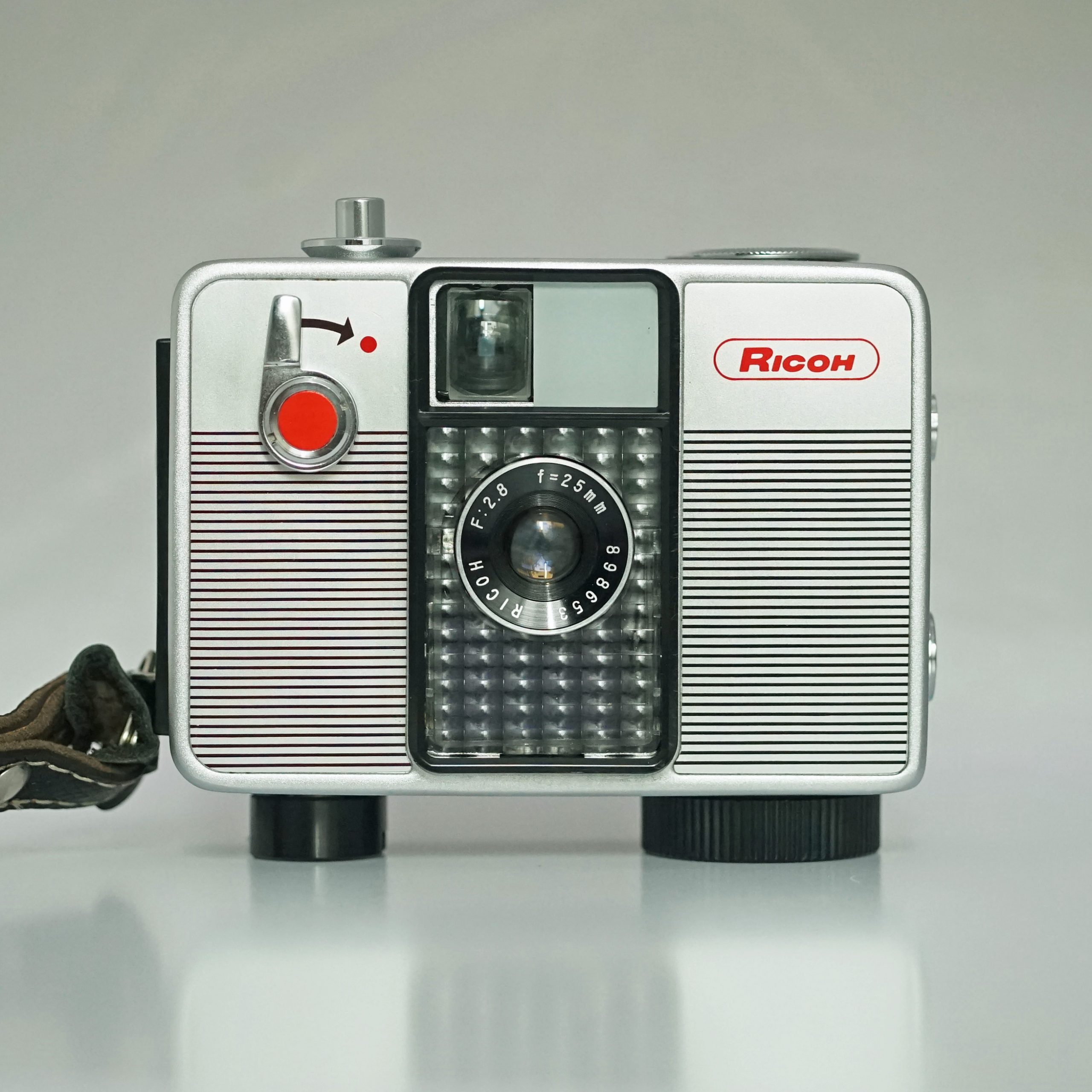 RICOH AUTO HALF（フィルムカメラ 35mm ハーフサイズ コンパクトカメラ