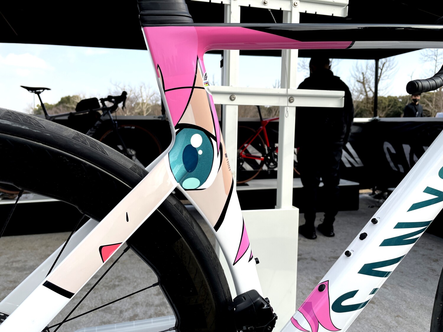 TACX『NEO 2 Smart T2850』アップデートされた至高のローラー台 | 十三