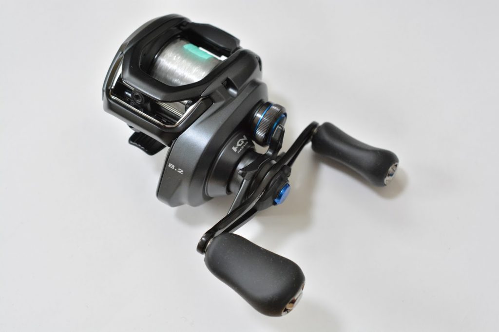 シマノSLX MGL カスタム。マットブラックとブルーアルマイトを活かすぜ