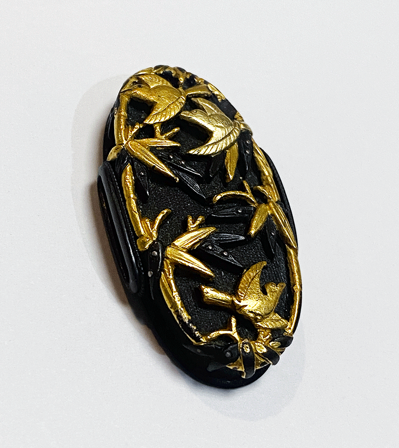 竹に群雀図縁頭 古美濃Komino Fuchigashira Designed by sparrow in