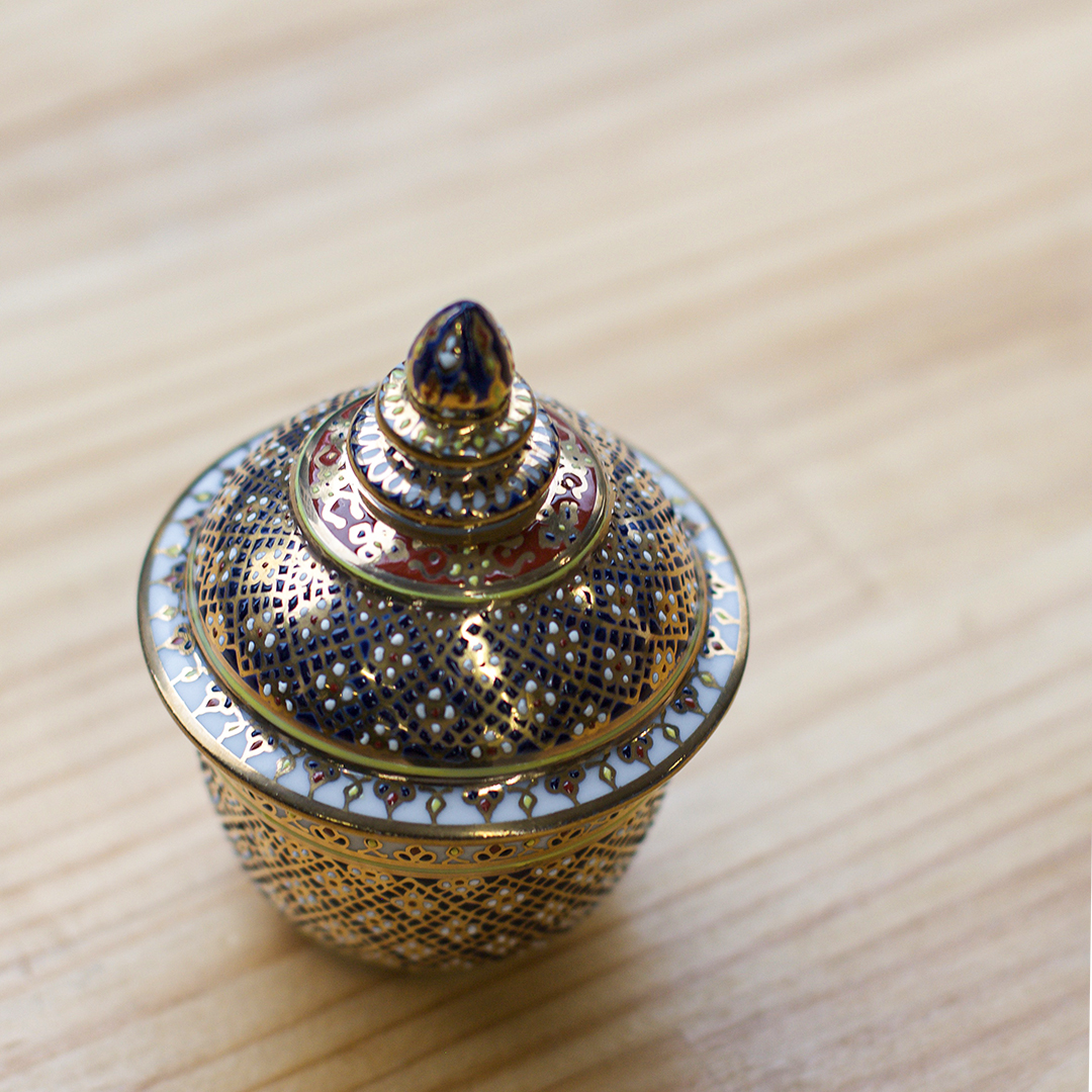 ベンジャロン焼き】壺(高さ8.5cm×直径5.5cm) / アジアン雑貨イムスアイ