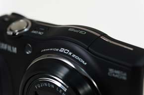 20倍ズーム×高感度×GPSの万能選手 富士フイルム「FinePix F770EXR」（1