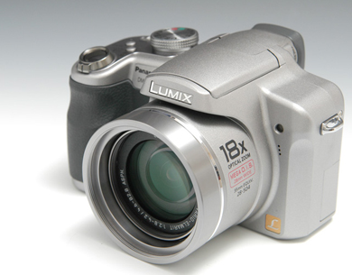 最強の“全部入り”18倍ズーム機――LUMIX「DMC-FZ18」：レビュー（1/5