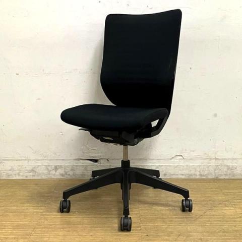 中古】エピオスチェア KE-410GB-T1T1T1 イトーキ/ITOKI 肘付ハイバック