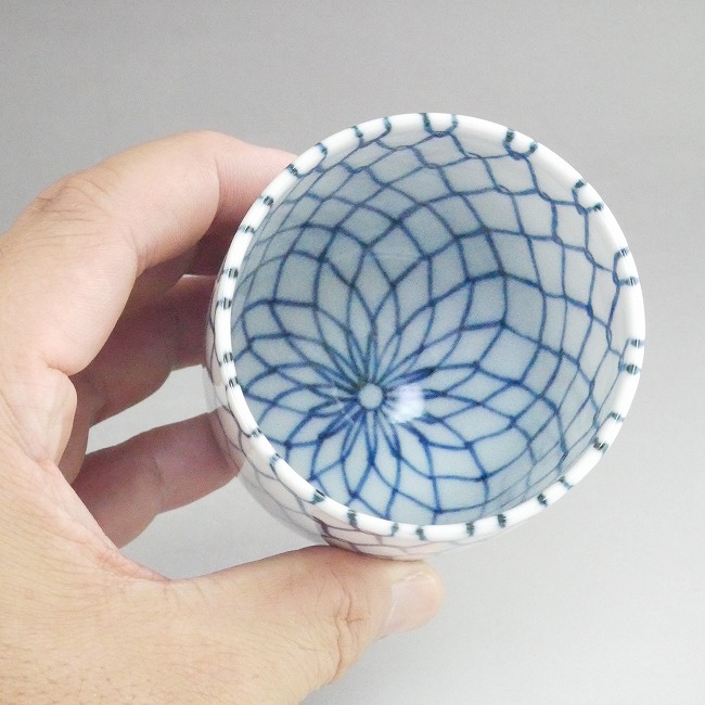 染付網目湯呑 丸底 芳山 小単品 - 京焼清水焼 松韻堂